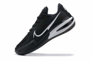 Nike GT. Cut