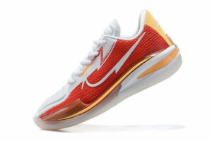 Nike GT. Cut