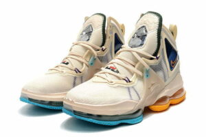 Nike LeBron 19