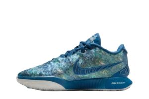 Nike LeBron 21