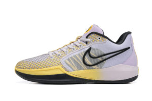 Nike Sabrina 1